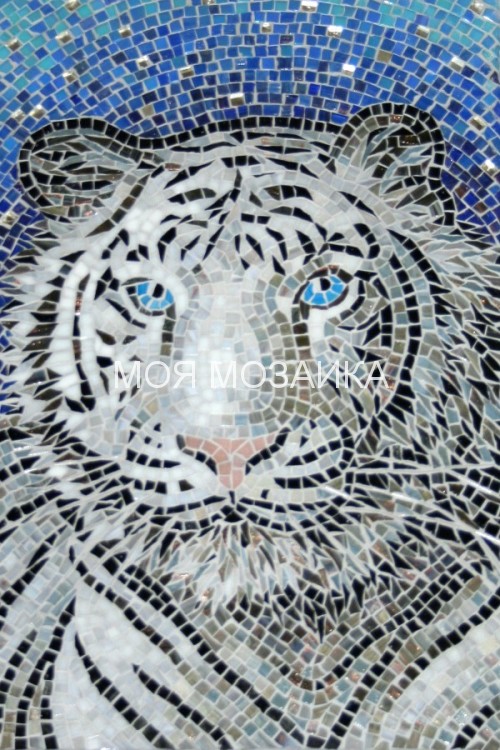 TIGER 2. Художественое мозаичное панно 45х30 cm